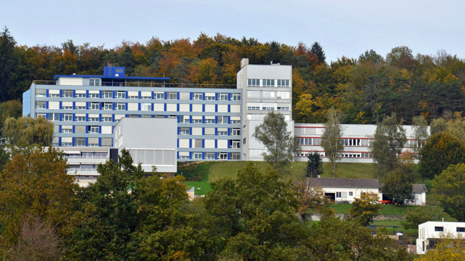 Réalisation d’un centre de rééducation sur le site de Porrentruy de l’Hôpital du Jura