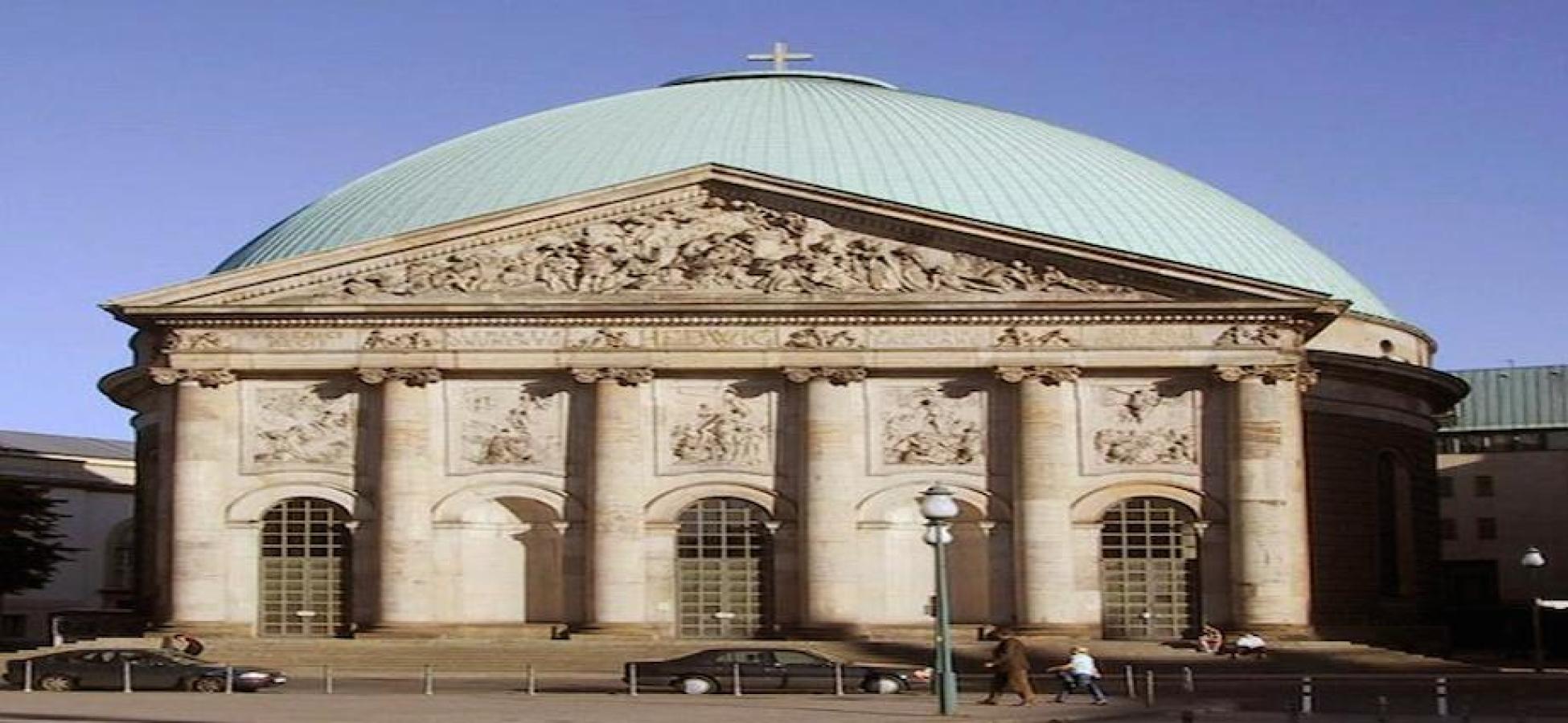 Neugestaltung Innenraum St.Hedwig-Kathedrale