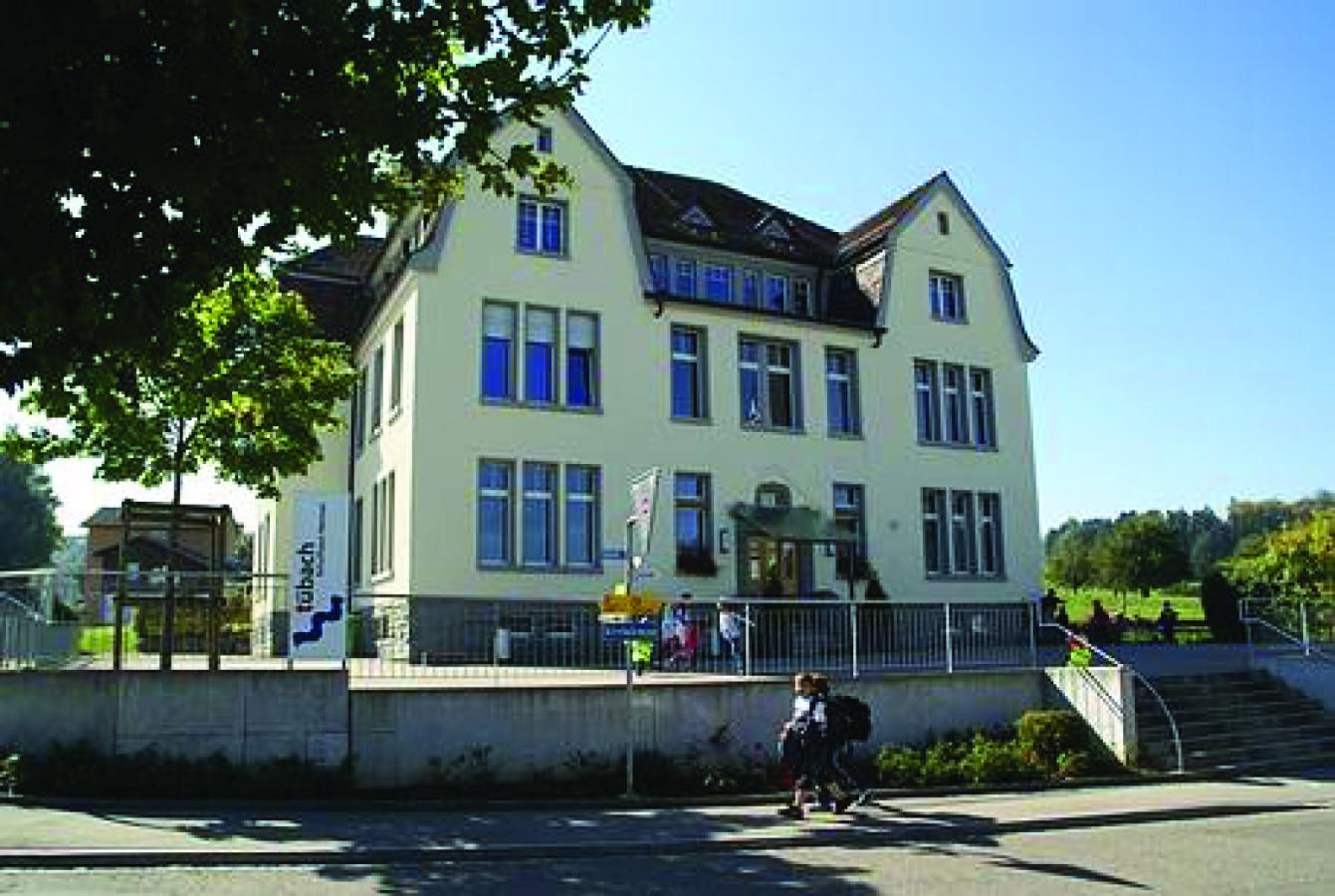 Erweiterung Schulhaus Hermet