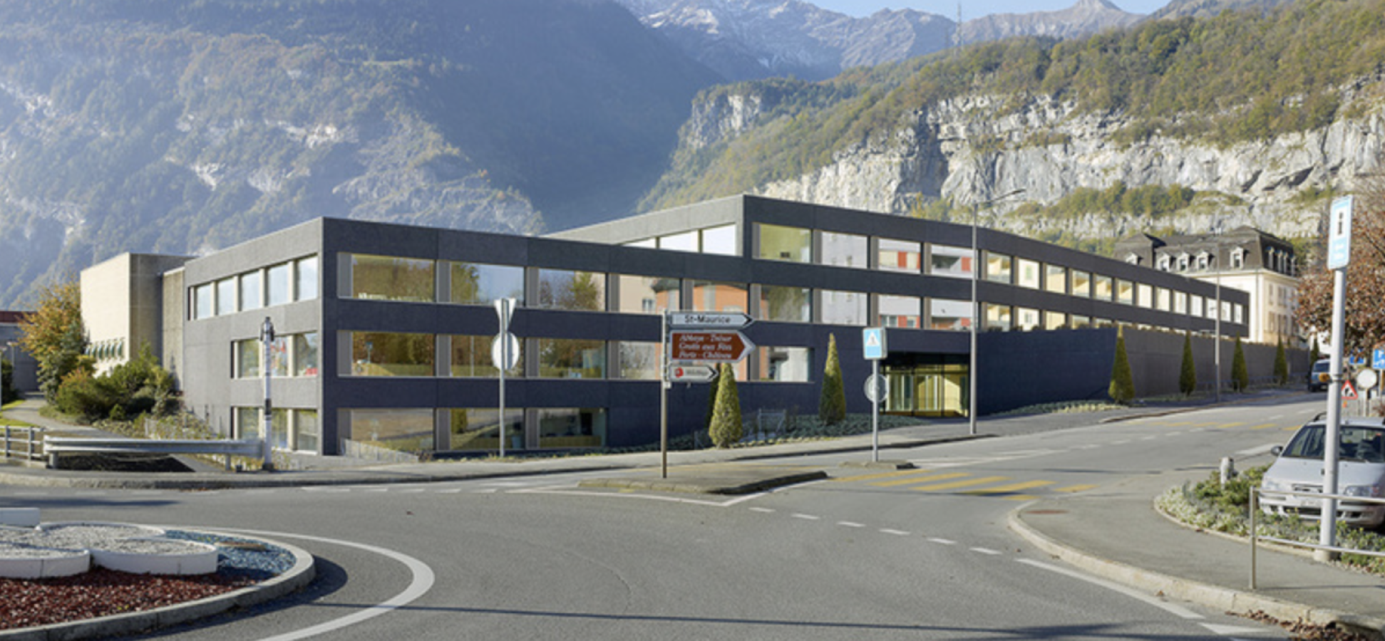 Construction d’un cycle d’orientation, d’une salle de sport, d’une salle de spectacle, d’une école préprofessionnelle et alternance et d’une place de fête couverte